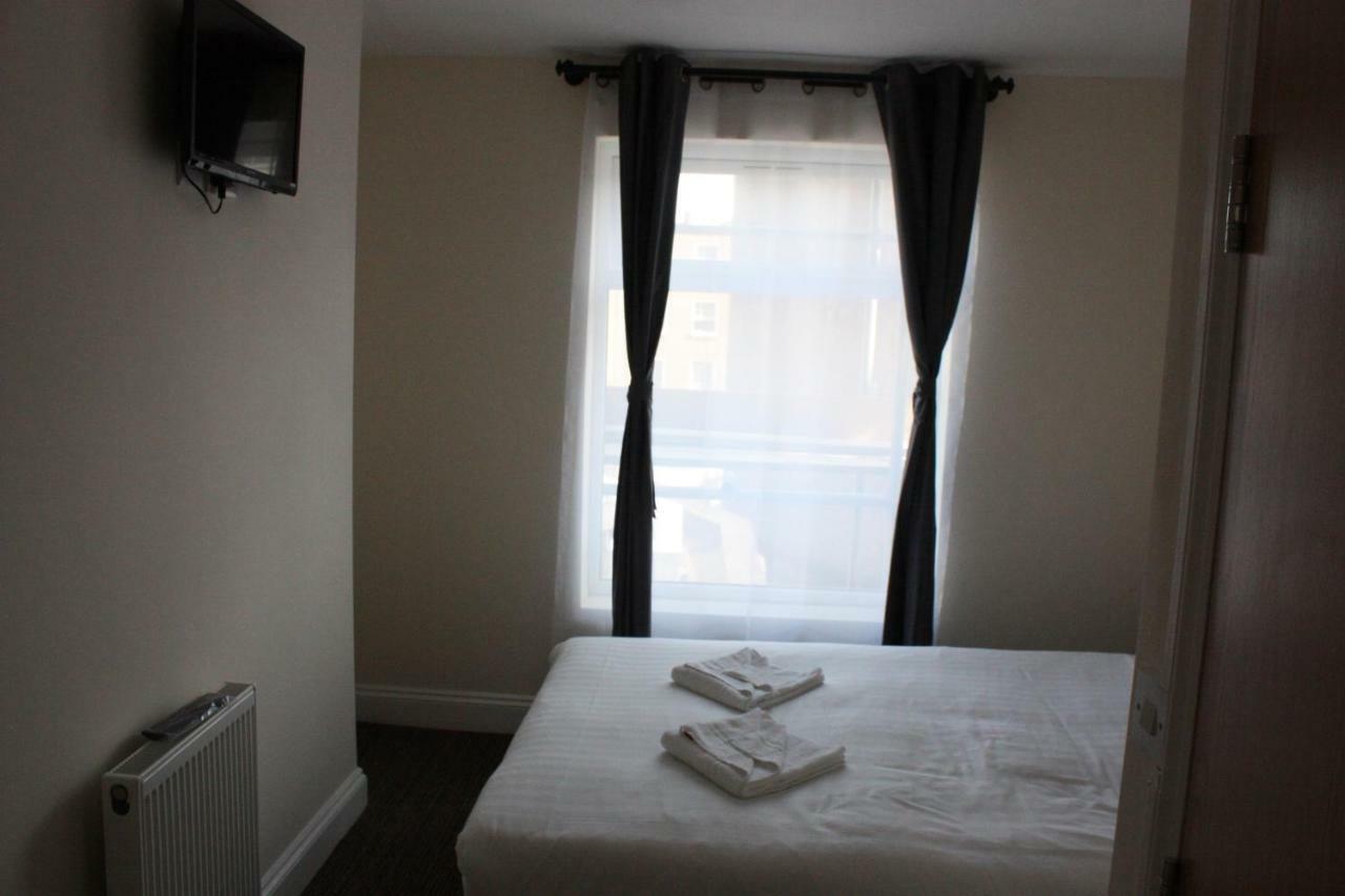 Daisy Hotel London Luaran gambar